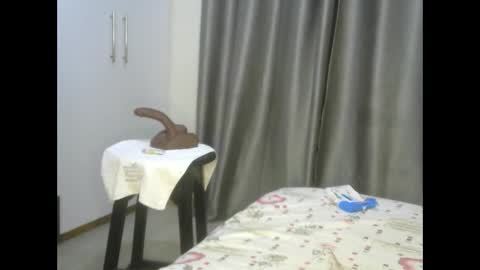 east_queen online show from 02-23-25, 04:02