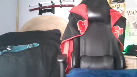 TWITTER   INSTAGRAM    easybreezy20   ONLINE 1230 AM TO 7AM online show from 02-15-25, 07:27