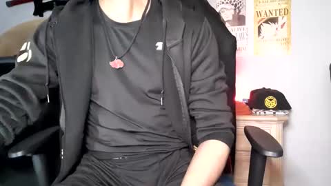 Snapshot of easybreezy20 chatting on 05-08-26, 07:36 TWITTER INSTAGRAM easybreezy20 ONLINE 1230 AM TO 7AM online show from 05-08-26, 07:36