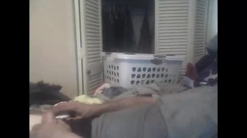 Snapshot of easye4015 chatting on 11-15-25, 02:24 Easye online show from 11-15-25, 02:24