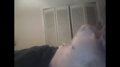 Snapshot of easye4015 chatting on 02-12-26, 08:53 Easye online show from 02-12-26, 08:53