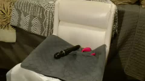 Six online show from 12-30-24, 05:55