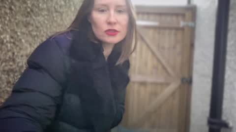 Nadia Ferreira  online show from 02-05-25, 04:25