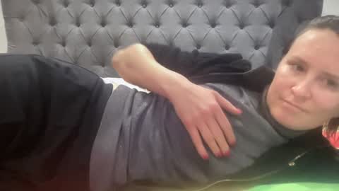 Nadia Ferreira  online show from 01-11-26, 08:25