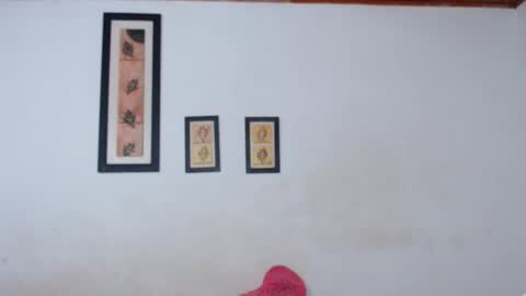 Laraand Drake online show from 12-21-25, 09:27