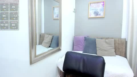 Snapshot of ebbafernandez1_ chatting on 02-12-25, 02:54 online show from 02-12-25, 02:54