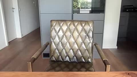 ebnk15 online show from 10-01-25, 07:47