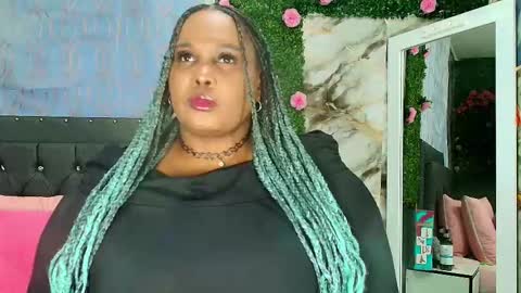 ANGIE online show from 11-30-25, 07:01