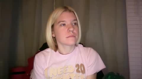 americnbarbie online show from 12-22-25, 04:20