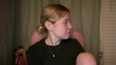 americnbarbie online show from 04-18-26, 01:31