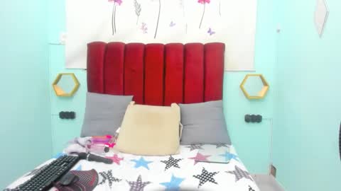 ebony_hot_25 online show from 12-18-25, 11:22