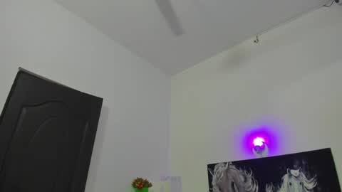 Snapshot of ebony_katterin chatting on 12-25-24, 06:41 ebony_katterin online show from 12-25-24, 06:41