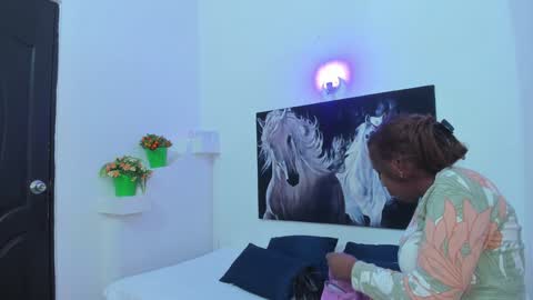 Snapshot of ebony_katterin chatting on 12-30-24, 07:42 ebony_katterin online show from 12-30-24, 07:42