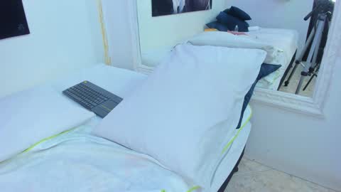 Snapshot of ebony_katterin chatting on 12-30-24, 10:45 ebony_katterin online show from 12-30-24, 10:45