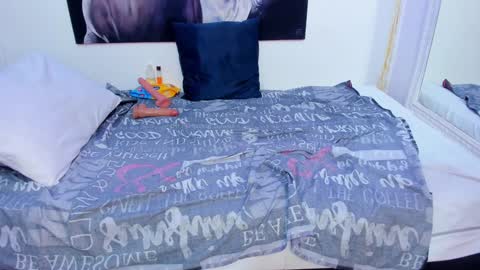 Snapshot of ebony_katterin chatting on 02-05-25, 10:12 ebony_katterin online show from 02-05-25, 10:12