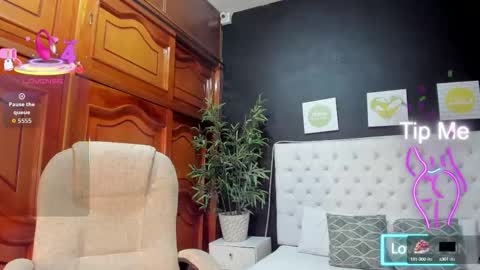 Snapshot of ebony_katterin chatting on 09-17-25, 11:12 ebony_katterin online show from 09-17-25, 11:12