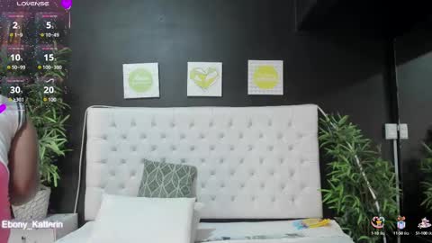 Snapshot of ebony_katterin chatting on 09-26-25, 10:52 ebony_katterin online show from 09-26-25, 10:52