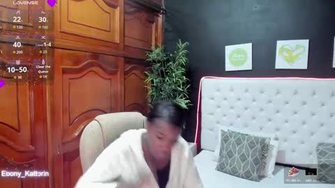 Snapshot of ebony_katterin chatting on 09-27-25, 11:04 ebony_katterin online show from 09-27-25, 11:04