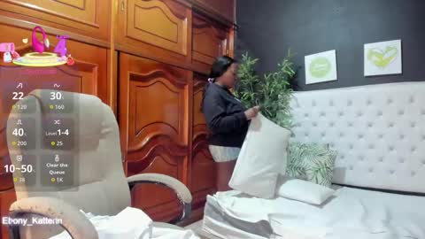 Snapshot of ebony_katterin chatting on 10-19-25, 12:50 ebony_katterin online show from 10-19-25, 12:50