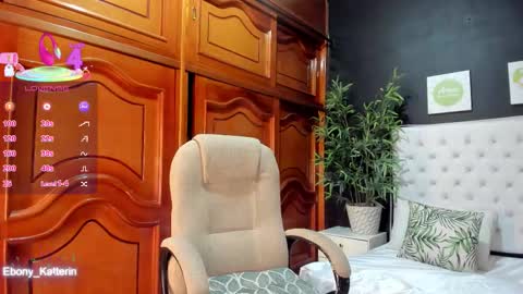 ebony_katterin online show from 11-15-25, 11:18