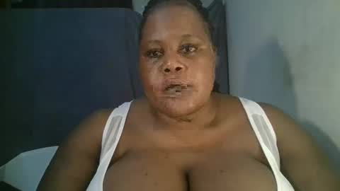 ebony_magixs online show from 04-01-26, 07:00