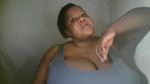 ebony_magixs online show from 04-20-26, 07:26