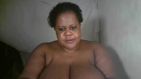 ebony_magixs online show from 04-22-26, 07:26