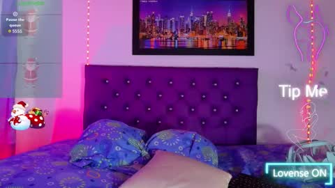 LINA  online show from 12-15-25, 07:18