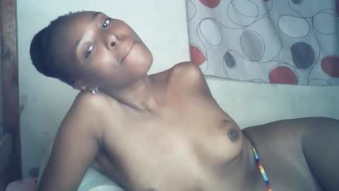 ebony_phoenix12 online show from 10-21-25, 02:01