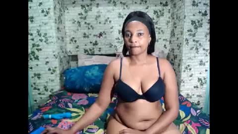 Snapshot of ebony_seduction00 chatting on 05-11-26, 05:57 ebony_seduction00 online show from 05-11-26, 05:57