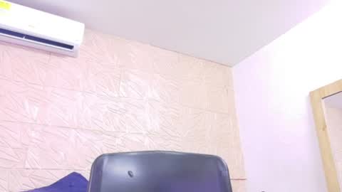 MILENA online show from 07-05-26, 04:36
