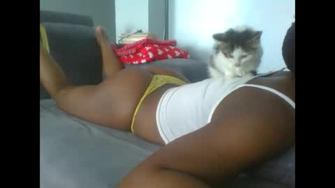 ebonyassgal online show from 04-27-26, 07:28