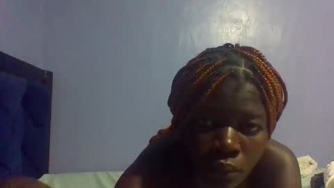 Snapshot of ebonybloom01 chatting on 03-05-25, 04:45 ebonybloom01 online show from 03-05-25, 04:45