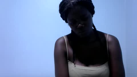 Snapshot of ebonybloom01 chatting on 11-17-25, 04:35 ebonybloom01 online show from 11-17-25, 04:35