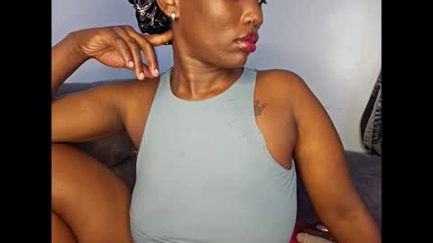 Ebony Melanie online show from 10-07-25, 12:30