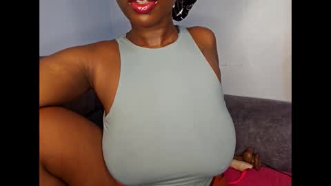 Ebony Melanie online show from 10-25-25, 11:32