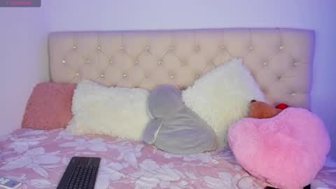 Queen Ebony online show from 03-04-25, 09:11