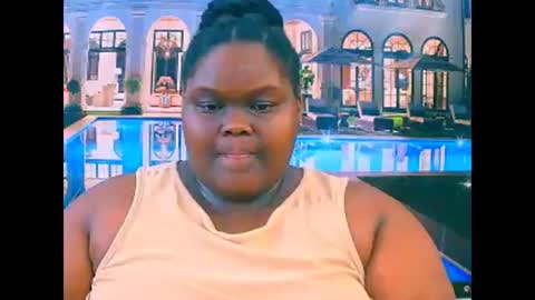 ebonyhotbuns4u2luv online show from 12-14-25, 08:46