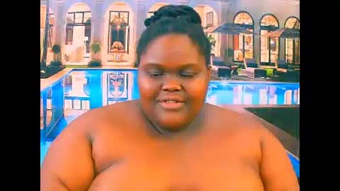 ebonyhotbuns4u2luv online show from 12-19-25, 07:43