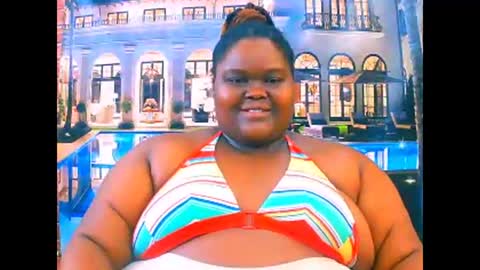 ebonyhotbuns4u2luv online show from 04-27-26, 05:16