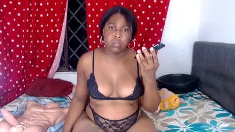 Snapshot of ebonyjdore chatting on 03-09-25, 02:29 rosmary online show from 03-09-25, 02:29