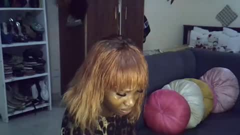 ebonykiki online show from 12-17-24, 07:26