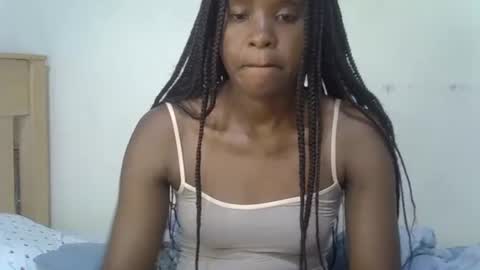 Snapshot of ebonyluxe12 chatting on 05-22-26, 07:30 Ebony Luxe online show from 05-22-26, 07:30