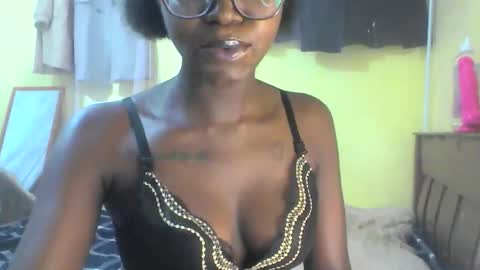 Ebonymuse2 online show from 03-31-26, 07:53