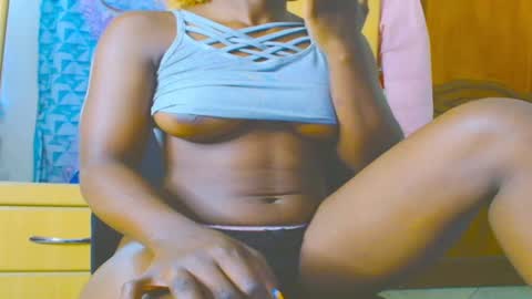 ebonysmilz88 online show from 05-18-26, 04:07