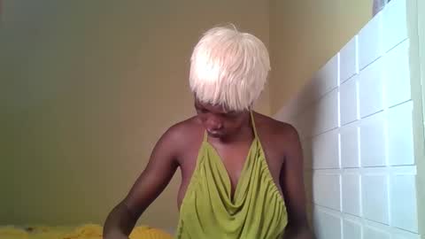Snapshot of ebonytanqueen chatting on 03-22-26, 01:20 ebonytanqueen online show from 03-22-26, 01:20