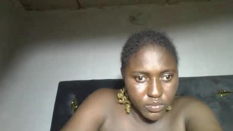 Snapshot of ebonyvd chatting on 06-05-26, 12:06 ebonyvd online show from 06-05-26, 12:06