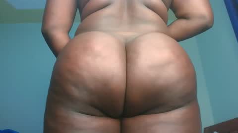 Snapshot of ebootye chatting on 12-18-25, 10:43 ebootye online show from 12-18-25, 10:43