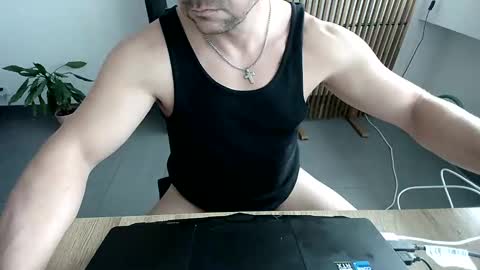 Snapshot of echoesethos chatting on 09-21-25, 03:57 Echo online show from 09-21-25, 03:57