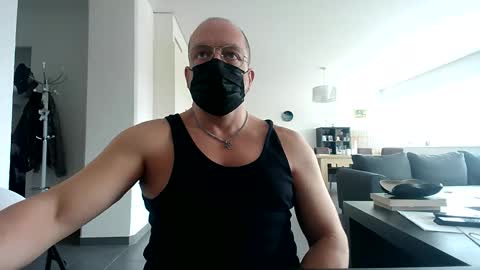 Snapshot of echoesethos chatting on 10-17-25, 12:08 Echo online show from 10-17-25, 12:08